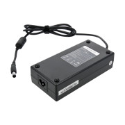 Ładowarka do laptopa Dell, 150 W / 19,5 V / 7,7 A / 7,4 mm x 5,0 mm Ładowarka do laptopa Dell, 150 W / 19,5 V / 7,7 A / 7,4 mm x 5,0 mm